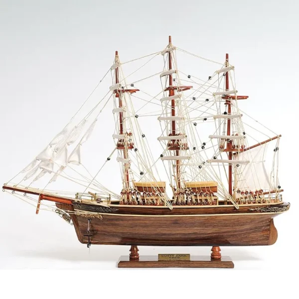 44373-Cutty-Sark-Replica-2