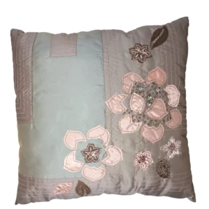 Frivole Cushion in Pink/Silver