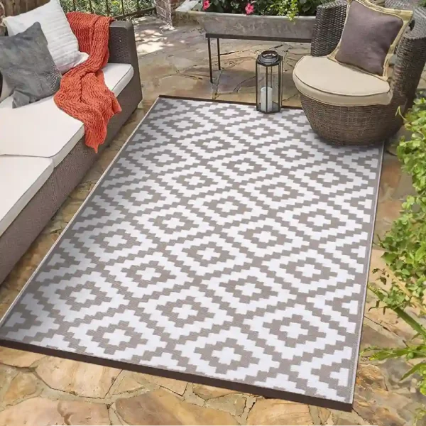 Indoor/Outdoor Reversible Plastic Rug