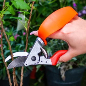 Strain-reducing Secateurs